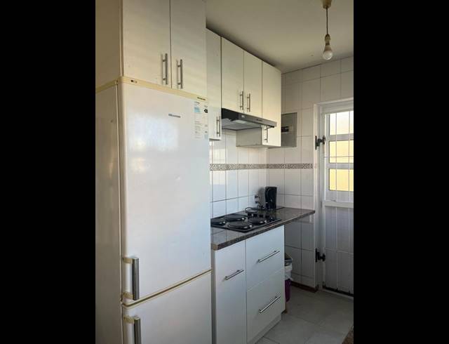 2 BEDROOM PROPERTY TO RENT IN SOUTHFIELD